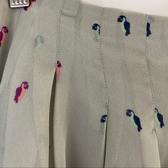 BCBGeneration Gray Skirt Pink & Green Parrot Print - Picture 4 of 8